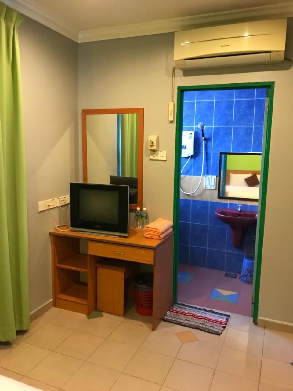 Kangsar Hotel Kuala Kangsar Esterno foto